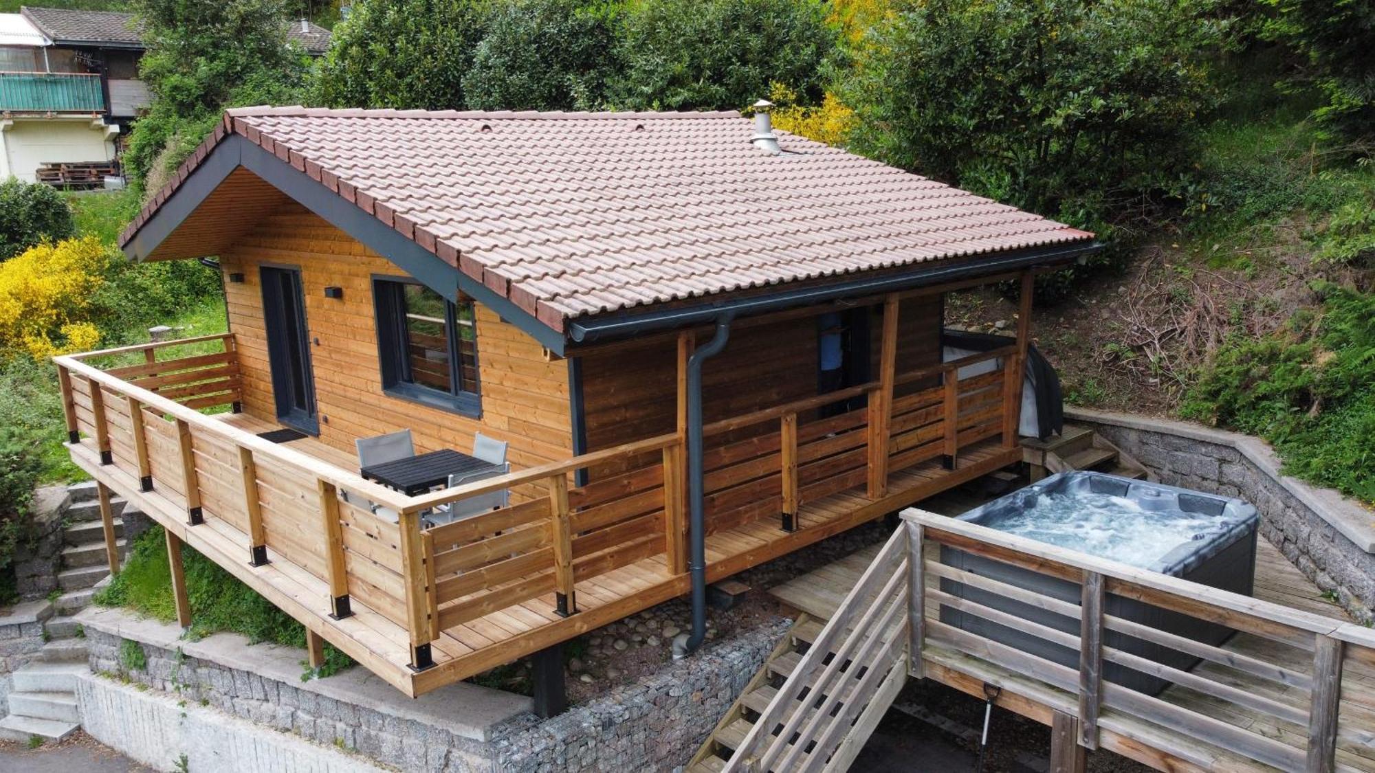 Chalet Du Faubourg & Jacuzzi, Proximite Gerardmer & La Bresse Rochesson Экстерьер фото